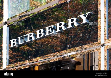 Burberry plc company